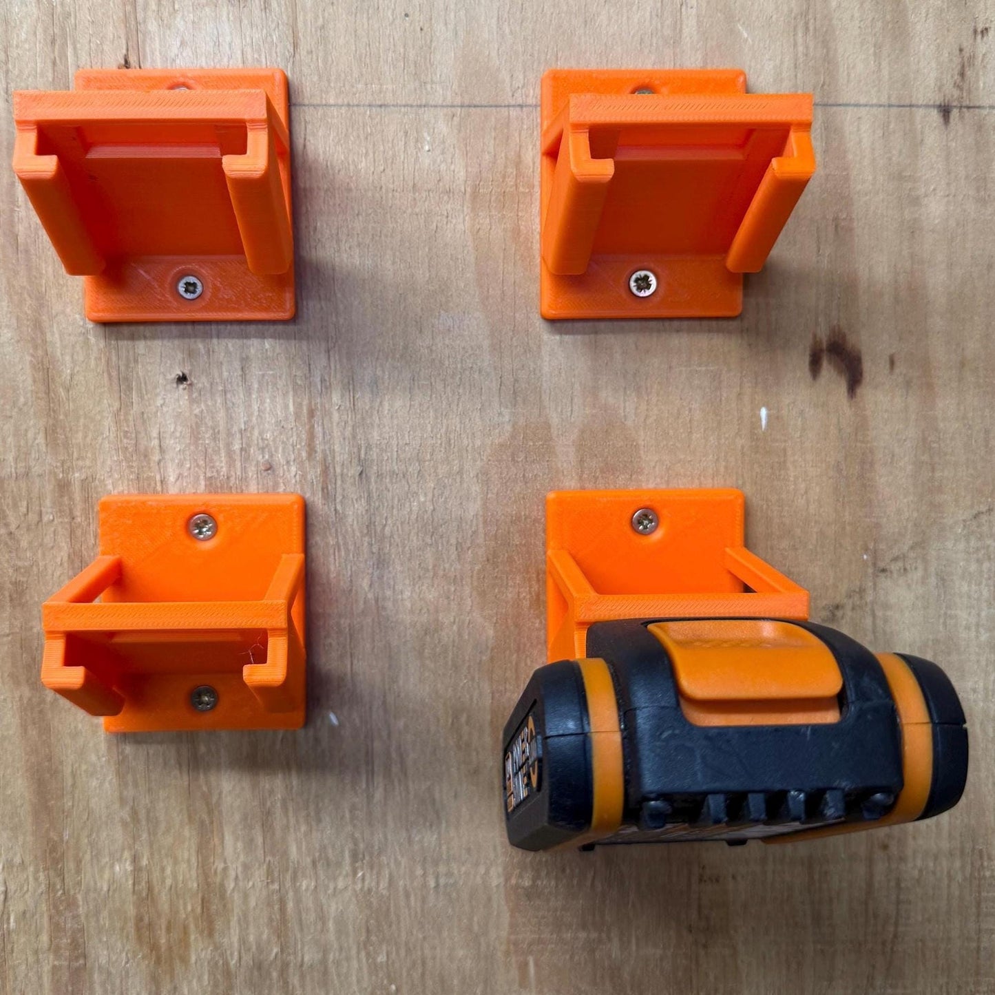 4 Pack Worx 20V Battery Wall Storage Holder (UK/EU Batteries)